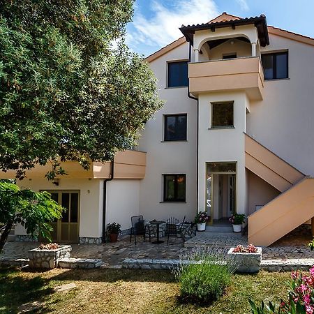 Rimbaldo Apartments Krk Town Extérieur photo