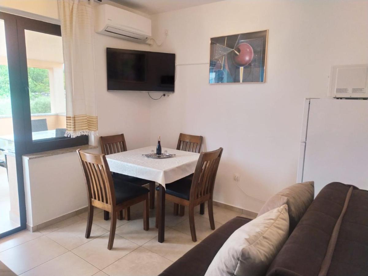 Rimbaldo Apartments Krk Town Extérieur photo